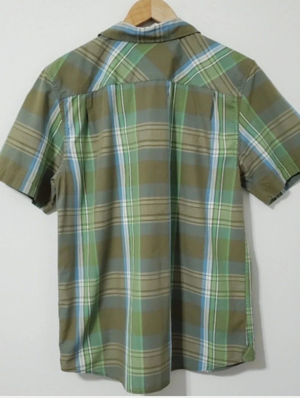 The North Face Short Sleeve Button Front Shirt Green Plaid Mens Medium
